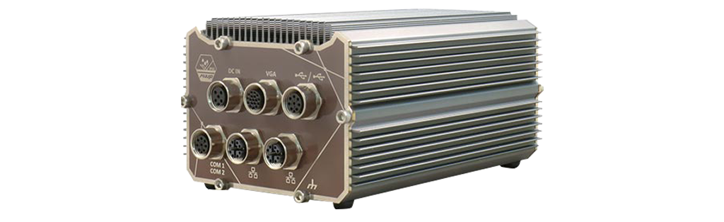 Neousys POC-465AWP, Intel® Atom® x6425E işlemci, 2 adet 2.5GbE LAN ve izole COM Portları, ve M12 konektör yapısıyla IP66 seviyesinde su ve toz yalıtımına sahip dayanıklı bilgisayardır